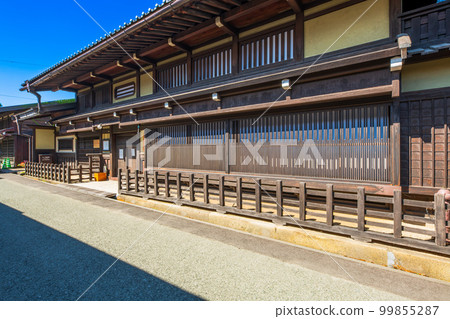 岐阜飛驒高山街景 99855287