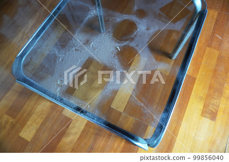 Dusty glass table 01 99856040