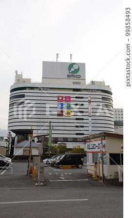 位於JR德島站前的“Amiko Building”曾是百貨公司“Sogo Tokushima” 99858493