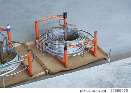 Electrical construction work  99869976