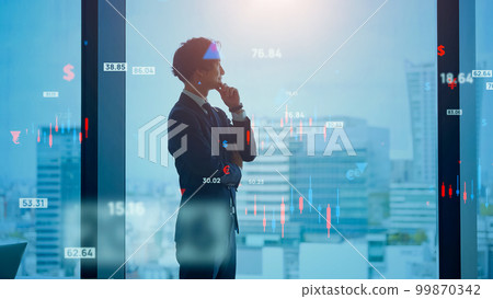 Manager thinking in the office Asset management Investor 99870342