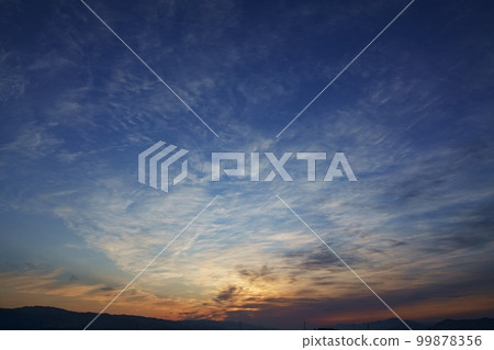 Sky with various clouds at sunrise Spring/Sky mainly/220502am Sky with various clouds at sunrise Spring/Sky mainly/220502am 99878356