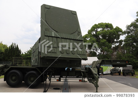 Patriot air defense missile anti-aircraft radar vehicle 99878393