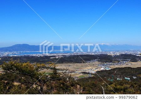 Scenery around Lake Biwa waiting for spring from Doyama Scenery around Lake Biwa waiting for spring from Doyama 99879062