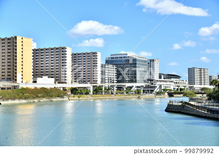 明治大橋 / 從小空川眺望坪川站（沖繩縣那霸市）[2023 年 2 月] 99879992