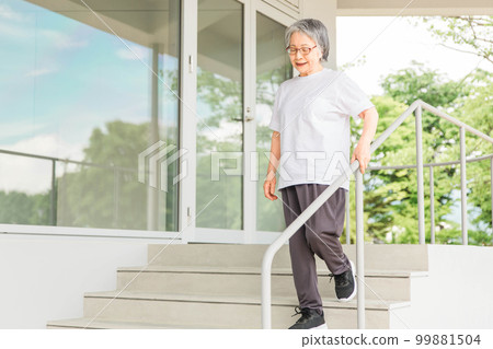Elderly women going up and down stairs in rehabilitation (locomo, frailty, sarcopenia, osteoporosis) Elderly women going up and down stairs in rehabilitation (locomo, frailty, sarcopenia, osteoporosis) 99881504