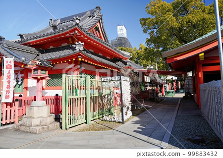 Precincts of Hattori Tenjingu Shrine, Toyonaka, Osaka (late winter) Precincts of Hattori Tenjingu Shrine, Toyonaka, Osaka (late winter) 99883432