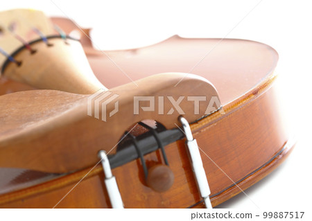 Image photo of a violin taken with a white background 99887517