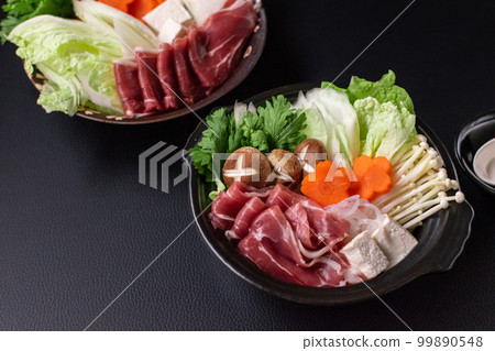 在懷石料理爐上吃牡丹火鍋 99890548