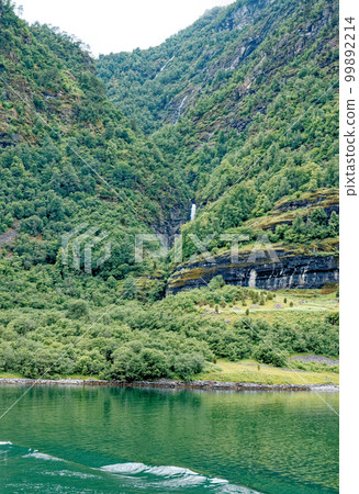 Beautiful view of Flam Fjord from a cruise boat trip Beautiful view of Flam Fjord from a cruise boat trip 99892214