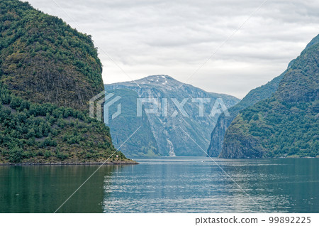 Beautiful view of Flam Fjord from a cruise boat trip Beautiful view of Flam Fjord from a cruise boat trip 99892225