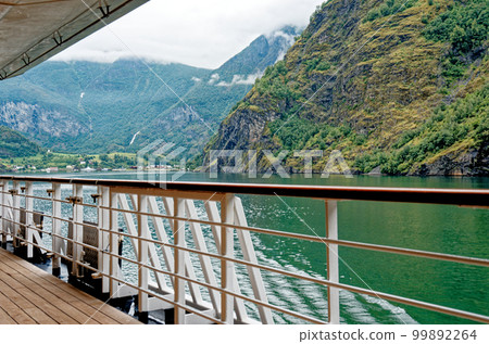 Beautiful view of Flam Fjord from a cruise boat trip Beautiful view of Flam Fjord from a cruise boat trip 99892264
