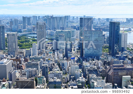 夏日早晨從東京塔望向勝哄 夏日早晨從東京塔望向勝哄 99893492