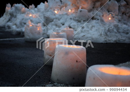 Yukimi Kaido Inabu,沿路排列的雪燈籠 Yukimi Kaido Inabu,沿路排列的雪燈籠 99894434