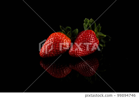 Red ripe strawberry fruits 99894746