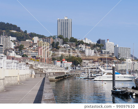 Atami in early spring Atami in early spring 99897610