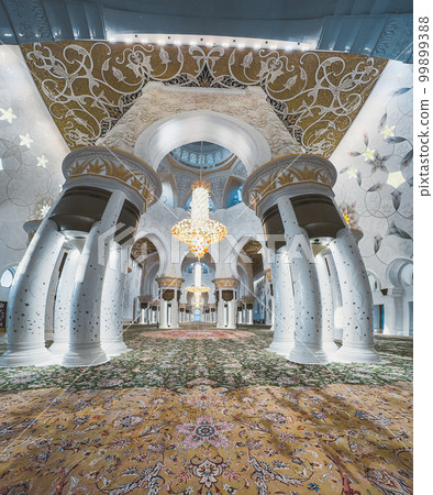 The Sheikh Zayed Grand Mosque interior hall, in Abu Dhabi, United Arab Emirates The Sheikh Zayed Grand Mosque interior hall, in Abu Dhabi, United Arab Emirates 99899388