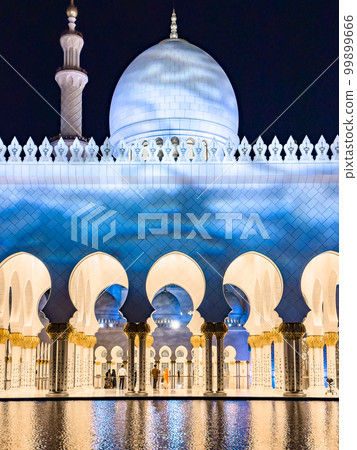 The Sheikh Zayed Grand Mosque at night, in Abu Dhabi, United Arab Emirates The Sheikh Zayed Grand Mosque at night, in Abu Dhabi, United Arab Emirates 99899666