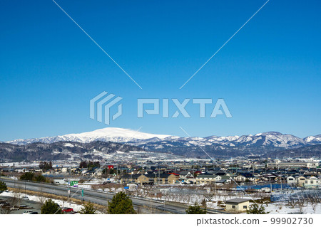 Mt. Gassan seen from Niji no Oka Mt. Gassan seen from Niji no Oka 99902730