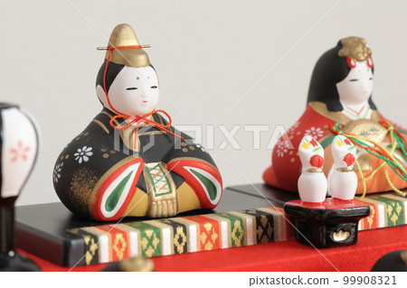 Cute little doll Cute little doll 99908321