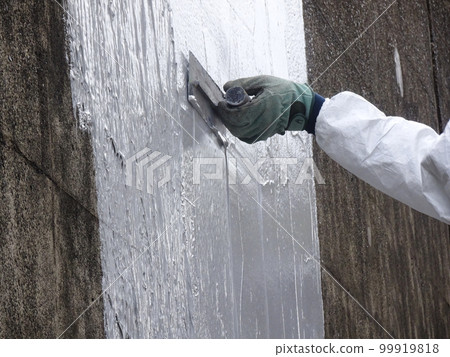 混凝土擋土牆剝落預防工程（鏝刀完成） 99919818