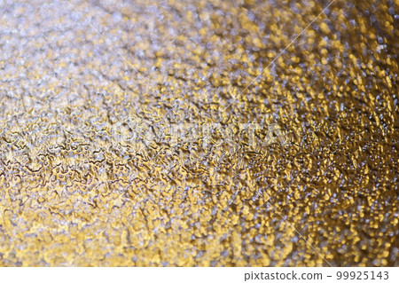 Blurring of transmitted light and reflected light of figured glass [abstract] [bokeh] 99925143