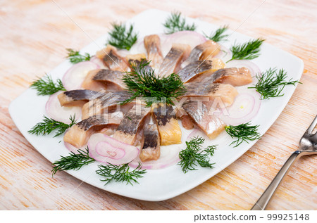 Fillet herring with dill and lemon Fillet herring with dill and lemon 99925148