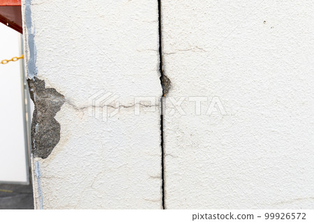 裂縫，剝落，建築，混凝土，裂縫，外牆，室外，污垢，建築，圍欄，外牆，損壞 99926572