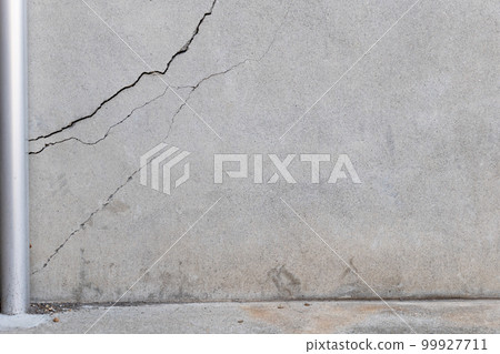 裂縫，剝落，建築，混凝土，裂縫，外牆，室外，污垢，建築，圍欄，外牆，損壞 99927711