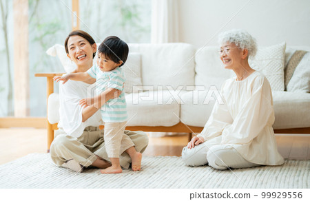 Three generations image 99929556