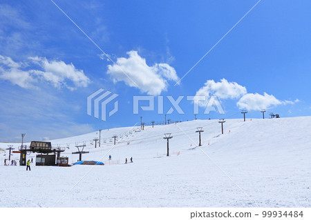 晴天霧峰滑雪場 晴天霧峰滑雪場 99934484