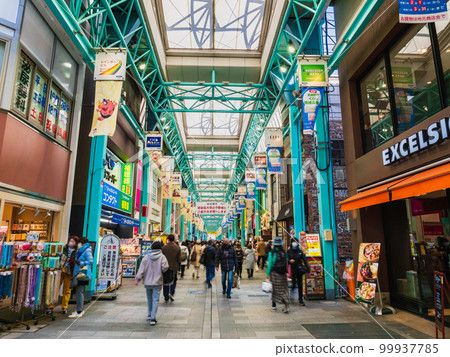 吉祥寺Sunroad商店街*局部柔焦 99937785