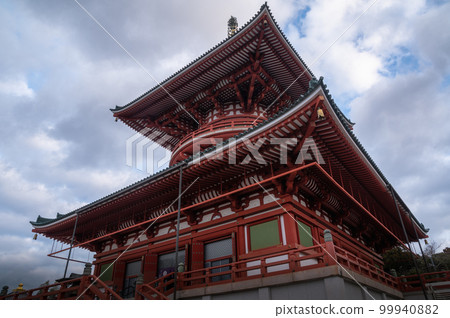 Narita City, Chiba Prefecture Early morning at Naritasan Shinshoji Temple 99940882