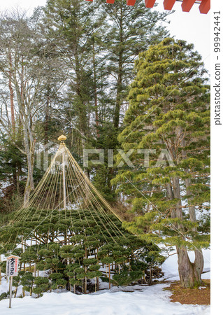Takkoku Iwaya Bishamondo, in the snow precincts of Takkoku Saikoji Temple, Iwate Prefecture 99942441