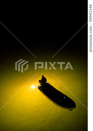 Tokushima _ Spectacular view of glass eel fishing in the Yoshino River Tokushima _ Spectacular view of glass eel fishing in the Yoshino River 99943346