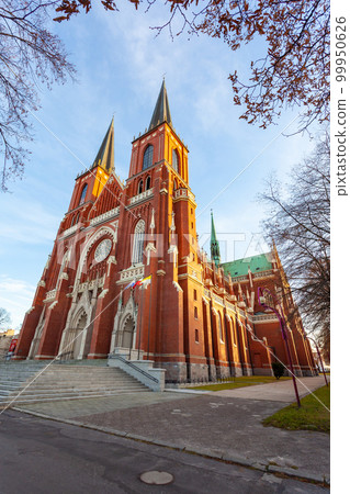 The Archcathedral Basilica of the Holy Family is a neo-Gothic, three-nave church in Czestochowa The Archcathedral Basilica of the Holy Family is a neo-Gothic, three-nave church in Czestochowa 99950626