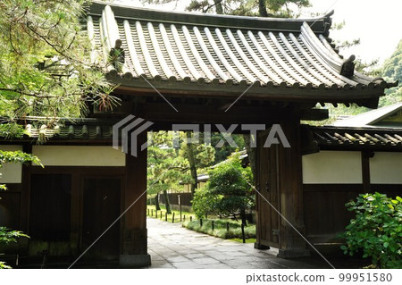 Sankeien, Japanese garden, green, fresh green, architecture, Japan, Kanagawa, garden, wooden architecture, Japanese architecture, window, glass, lawn, outdoors, sky 99951580