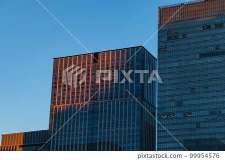 High-rise building in Marunouchi, Chiyoda-ku, Tokyo, Japan High-rise building in Marunouchi, Chiyoda-ku, Tokyo, Japan 99954576