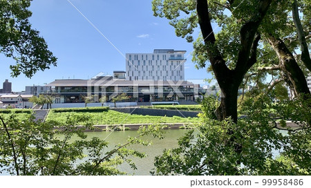 Oto River Side Terrace and blue sky <Otogawa Riverbed/Okazaki City, Aichi Prefecture> Oto River Side Terrace and blue sky <Otogawa Riverbed/Okazaki City, Aichi Prefecture> 99958486