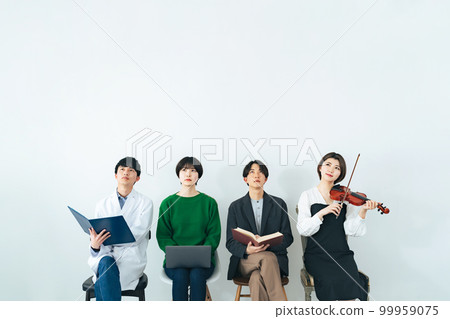 A group of students from various fields to think about: science, IT, humanities, arts 99959075