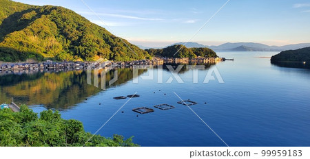 “伊根灣”京都府伊根町 99959183