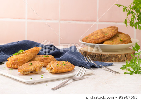 Meat patties 99967565