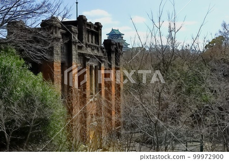 Former Osaka Artillery Arsenal and Osaka Castle 99972900