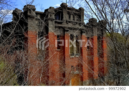 Former Osaka Artillery Arsenal 99972902