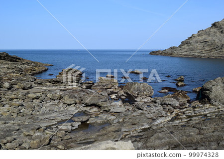 山形縣加茂海岸莊內海水浴場周邊的風景 99974328