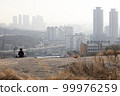 The top of Wolgoksan Mountain in midwinter, people who are dumbfounded 99976259