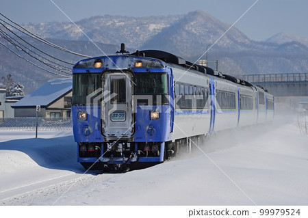 石北本線愛別生牛 JR北海道氣波183系列（苗保）鄂霍次克 99979524