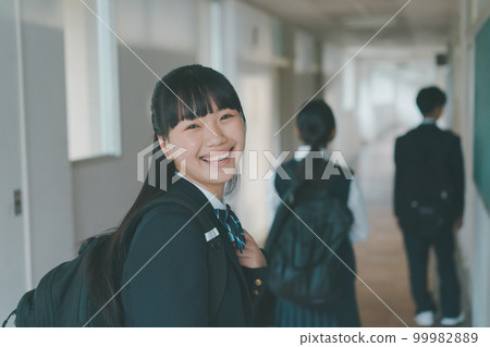 上學途中 初中生 中學生 99982889
