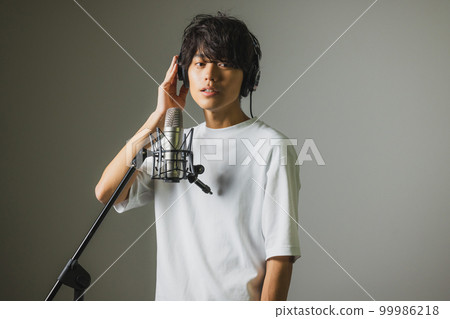 Male vocalist list 99986218