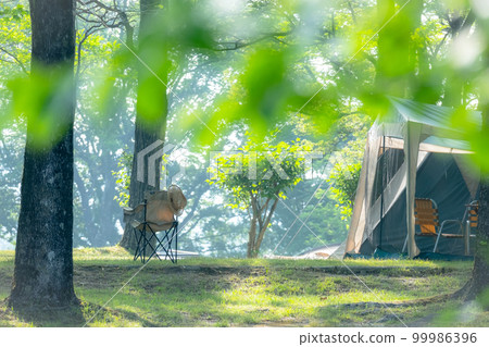 新鮮的綠色/初夏露營地（Hiruzen Kogen） 99986396